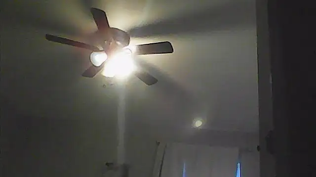 sarahkat86 online show from 04/26/26, 11:24