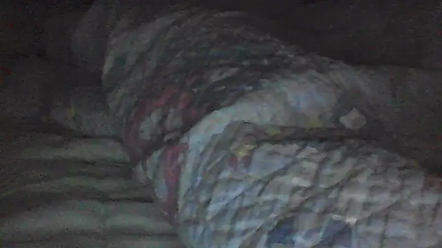 sarahkat86 online show from 04/28/26, 02:27