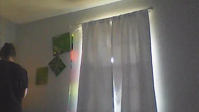 sarahkat86 online show from 04/28/26, 10:59