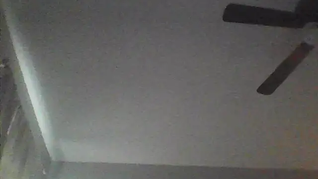 sarahkat86 online show from 05/12/26, 09:45