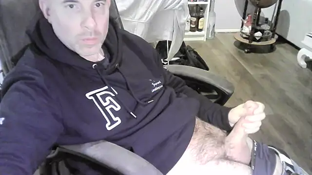 Snapshot of Chrisprngr chatting on 10/02/25, 11:56 Chrisprngr online show from 10/02/25, 11:56