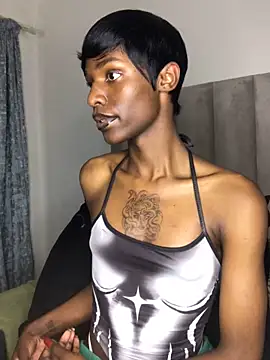 Trans fairy online show from 09/25/25, 07:17