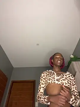 Trans fairy online show from 06/03/26, 10:37