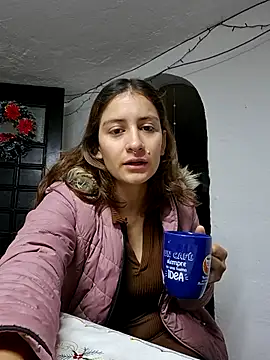 aytanna torrez online show from 12/02/25, 11:59