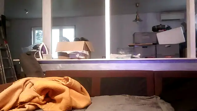 Snapshot of Bikerhot883hd chatting on 10/06/25, 04:15 Bikerhot883hd online show from 10/06/25, 04:15