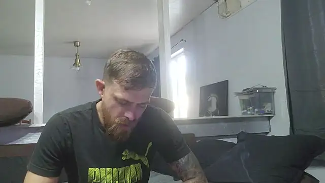 Snapshot of Bikerhot883hd chatting on 06/07/26, 05:38 Bikerhot883hd online show from 06/07/26, 05:38