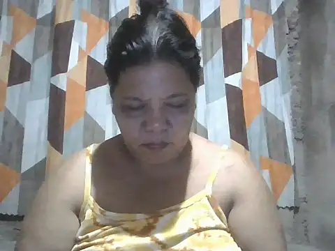 Snapshot of xxbernxxx chatting on 05/26/26, 01:51 xxbernxxx online show from 05/26/26, 01:51