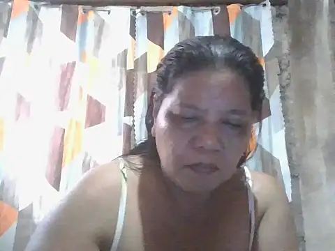 Snapshot of xxbernxxx chatting on 06/02/26, 11:51 xxbernxxx online show from 06/02/26, 11:51