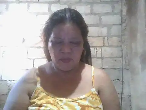 Snapshot of xxbernxxx chatting on 06/12/26, 11:57 xxbernxxx online show from 06/12/26, 11:57