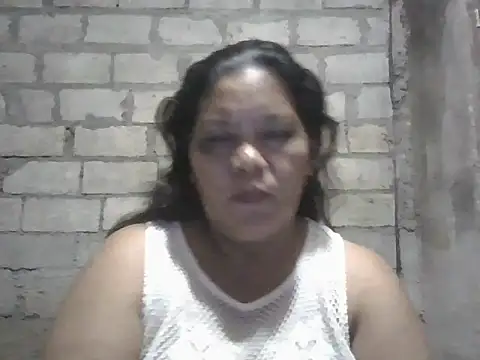 Snapshot of xxbernxxx chatting on 07/22/26, 02:42 xxbernxxx online show from 07/22/26, 02:42