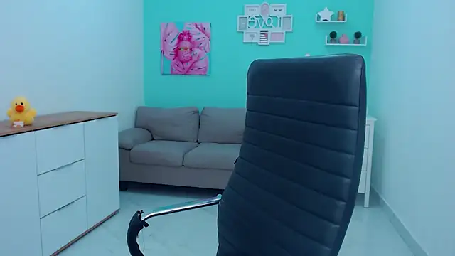 LilFleurish online show from 12/14/25, 05:35