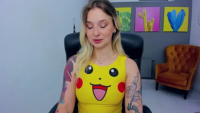 LilFleurish online show from 05/18/26, 04:40