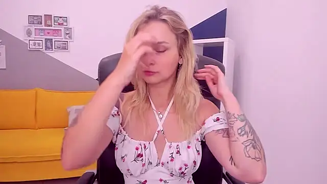 LilFleurish online show from 06/23/26, 04:32