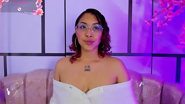 Olivejoness online show from 09/19/25, 05:42