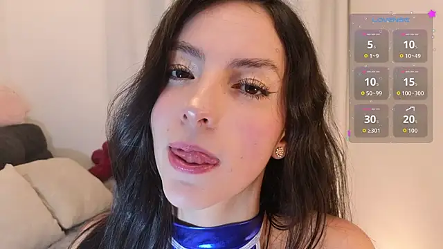 Snapshot of sarah_saenz_ chatting on 06/18/26, 09:14 sarah saenz online show from 06/18/26, 09:14
