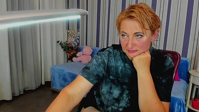 MilanaAlvis online show from 10/09/25, 12:58