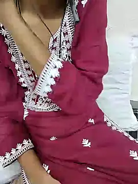 Snapshot of Anjana_Lovely chatting on 10/25/25, 05:37 Anjana Lovely online show from 10/25/25, 05:37
