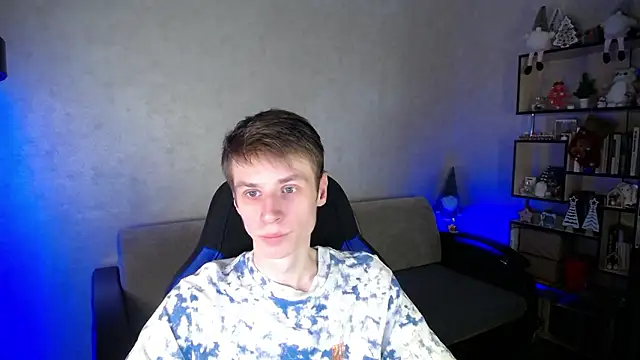 Snapshot of yes_cute_boy_ chatting on 02/02/26, 07:07 yes cute boy online show from 02/02/26, 07:07