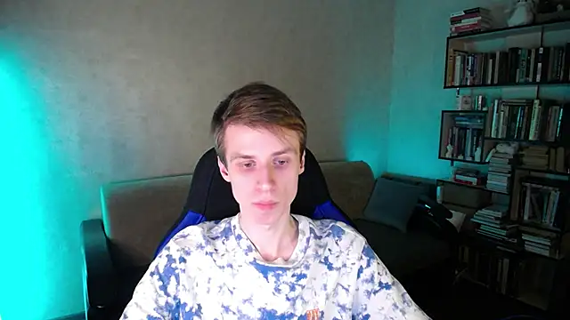 Snapshot of yes_cute_boy_ chatting on 03/01/26, 04:53 yes cute boy online show from 03/01/26, 04:53