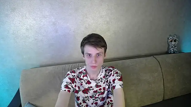 Snapshot of yes_cute_boy_ chatting on 03/14/26, 04:34 yes cute boy online show from 03/14/26, 04:34