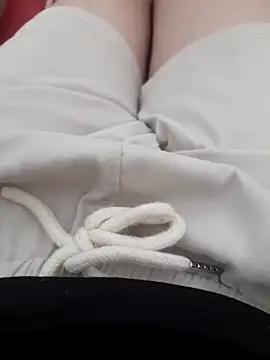 Brongiep online show from 11/17/25, 09:37