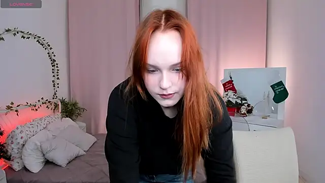 Molly Parker online show from 12/19/25, 11:06