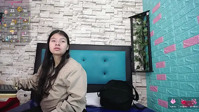 Snapshot of maily_can chatting on 10/09/25, 12:47 maily can online show from 10/09/25, 12:47