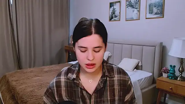 Snapshot of lil_angel_ chatting on 02/26/26, 02:27 lil angel online show from 02/26/26, 02:27