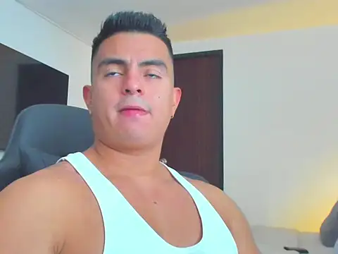 Snapshot of RJBarto chatting on 09/11/25, 04:51 RJBarto online show from 09/11/25, 04:51