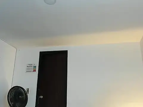 Snapshot of RJBarto chatting on 09/16/25, 07:26 RJBarto online show from 09/16/25, 07:26