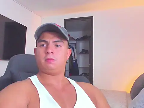 Snapshot of RJBarto chatting on 09/24/25, 06:33 RJBarto online show from 09/24/25, 06:33