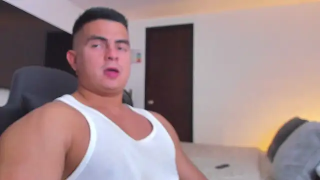 Snapshot of RJBarto chatting on 09/27/25, 02:27 RJBarto online show from 09/27/25, 02:27