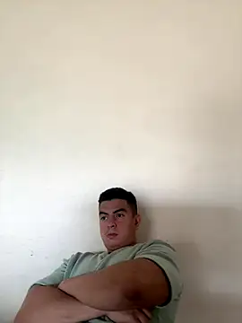 Snapshot of RJBarto chatting on 10/28/25, 02:42 RJBarto online show from 10/28/25, 02:42