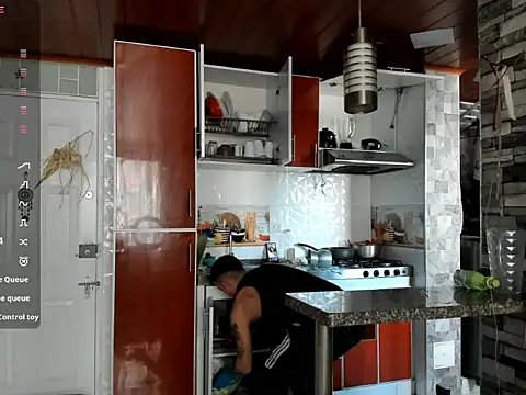 Snapshot of Masterblue_hot chatting on 09/30/25, 08:36 Masterblue hot online show from 09/30/25, 08:36