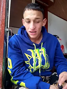 Snapshot of Masterblue_hot chatting on 10/06/25, 09:12 Masterblue hot online show from 10/06/25, 09:12