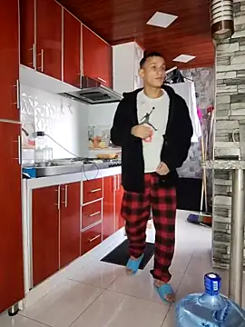 Snapshot of Masterblue_hot chatting on 10/19/25, 01:45 Masterblue hot online show from 10/19/25, 01:45