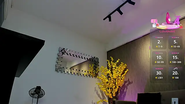 lily cash1 online show from 11/07/25, 07:03