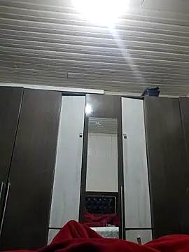 Gustavo198045 online show from 10/31/25, 02:12