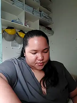 Snapshot of LianaCruzado chatting on 05/02/26, 05:45 LianaCruzado online show from 05/02/26, 05:45