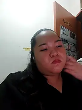 Snapshot of LianaCruzado chatting on 05/08/26, 12:54 LianaCruzado online show from 05/08/26, 12:54