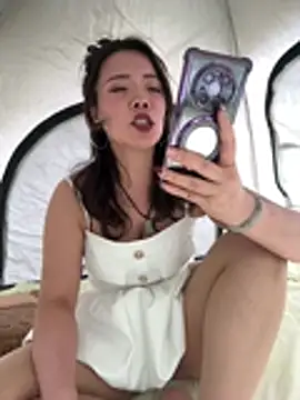 anna yngs online show from 04/26/26, 04:54
