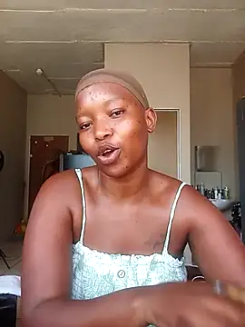 Snapshot of tse_nyane chatting on 10/13/25, 11:54 tse nyane online show from 10/13/25, 11:54