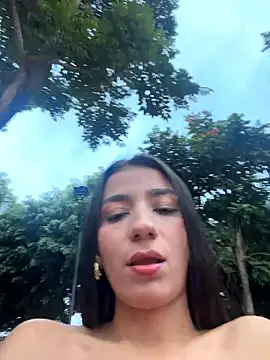 -juicy  online show from 11/19/25, 10:21