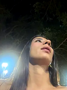 -juicy  online show from 11/27/25, 01:18