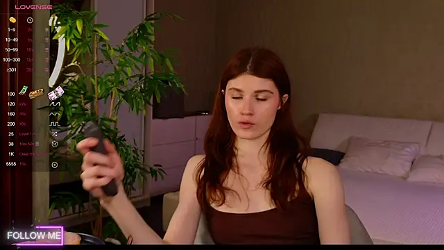 Angell Wild online show from 10/17/25, 01:46