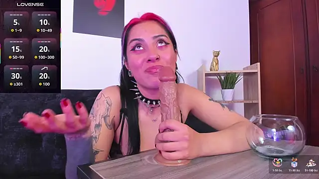 cherry jenklins8 online show from 10/21/25, 03:13