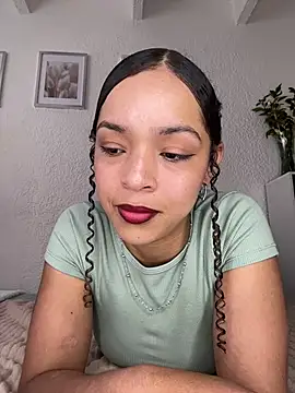 Snapshot of Yasmin777_ chatting on 06/09/26, 05:46 Yasmin777 online show from 06/09/26, 05:46