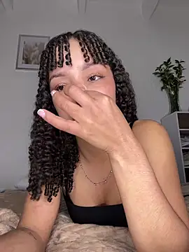 Snapshot of Yasmin777_ chatting on 06/11/26, 01:16 Yasmin777 online show from 06/11/26, 01:16
