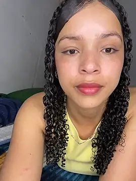 Snapshot of Yasmin777_ chatting on 06/28/26, 07:20 Yasmin777 online show from 06/28/26, 07:20