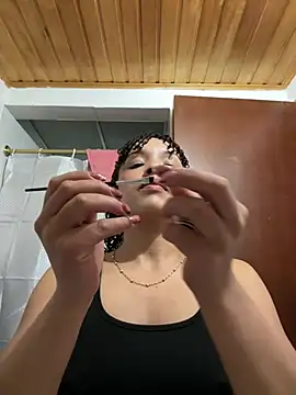 Snapshot of Yasmin777_ chatting on 07/21/26, 09:39 Yasmin777 online show from 07/21/26, 09:39